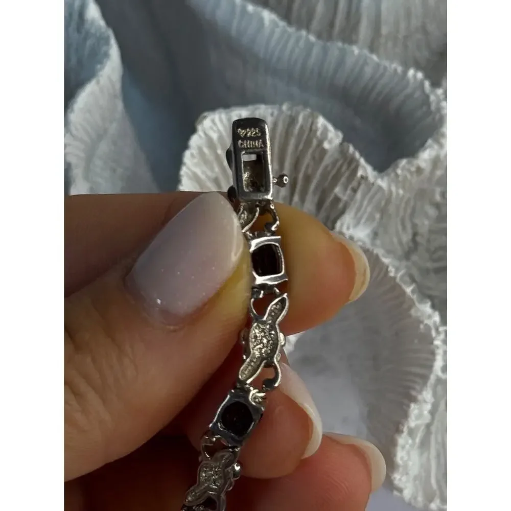 925 Sterling Silver Flower Garnet Bracelet Length 8